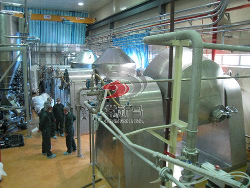 雙錐回轉真空干燥機 雙錐回轉真空干燥機